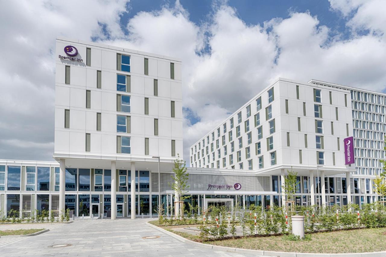 Premier Inn Wolfsburg City Centre Exterior foto