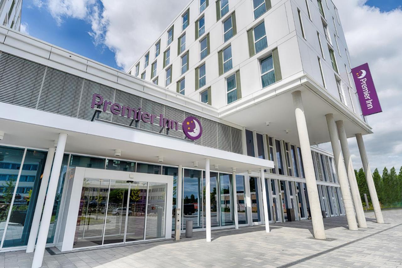 Premier Inn Wolfsburg City Centre Exterior foto